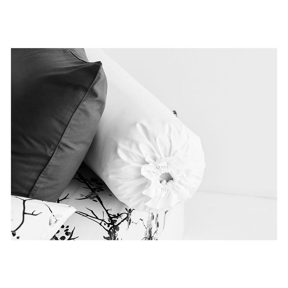 ชุดผ้าปูที่นอน 6 ฟุต 5 ชิ้น LOTUS BLACK & WHITE LI-BW 04W สีขาว
