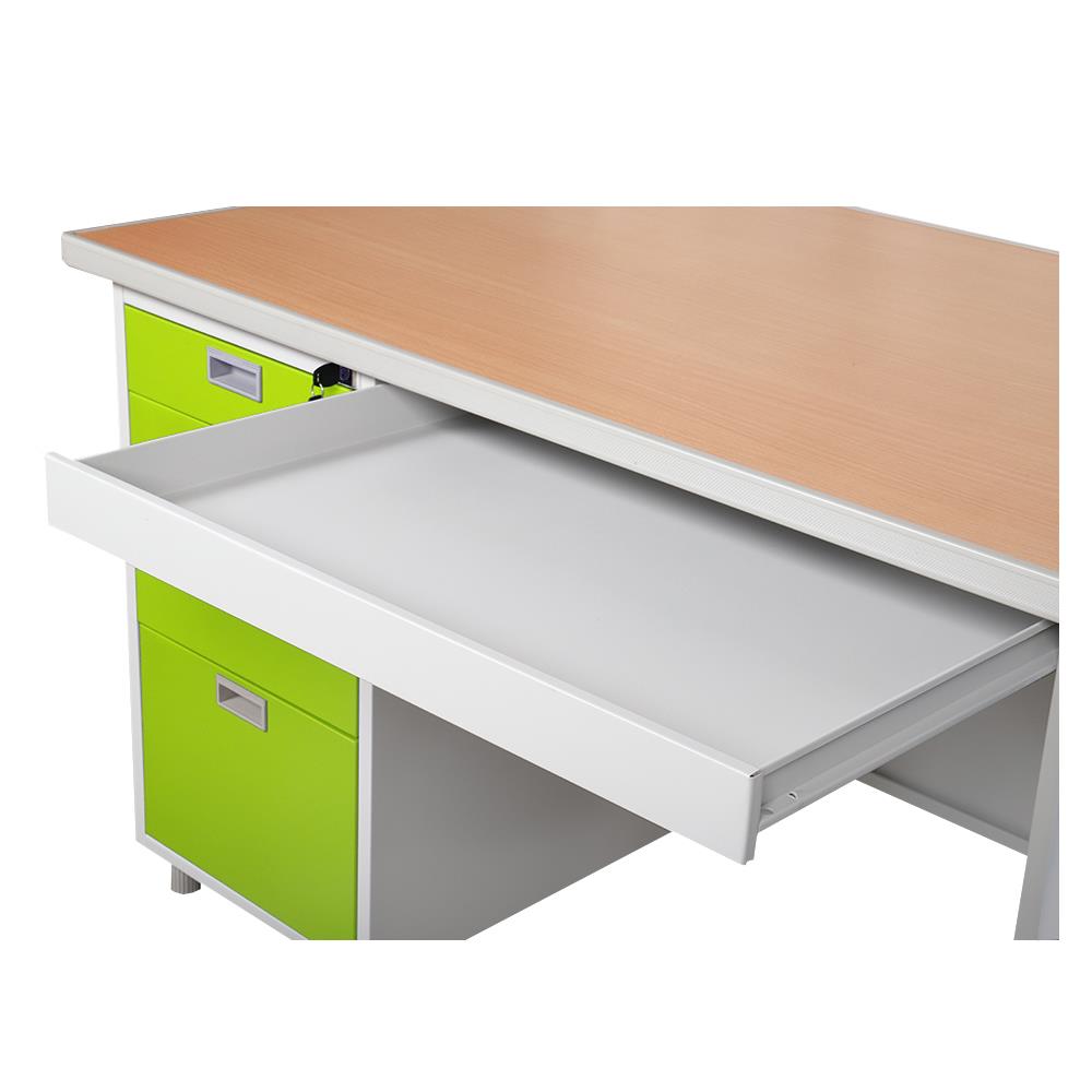โต๊ะทำงานเหล็ก LUCKY WORLD DP-52-33-GG 159.5 ซม. สีเขียว