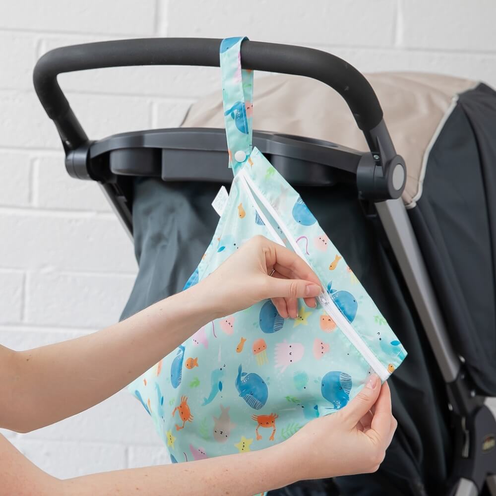 กระเป๋าใส่ผ้าเปียก Bumkins Wet Bag Lace		 		 		