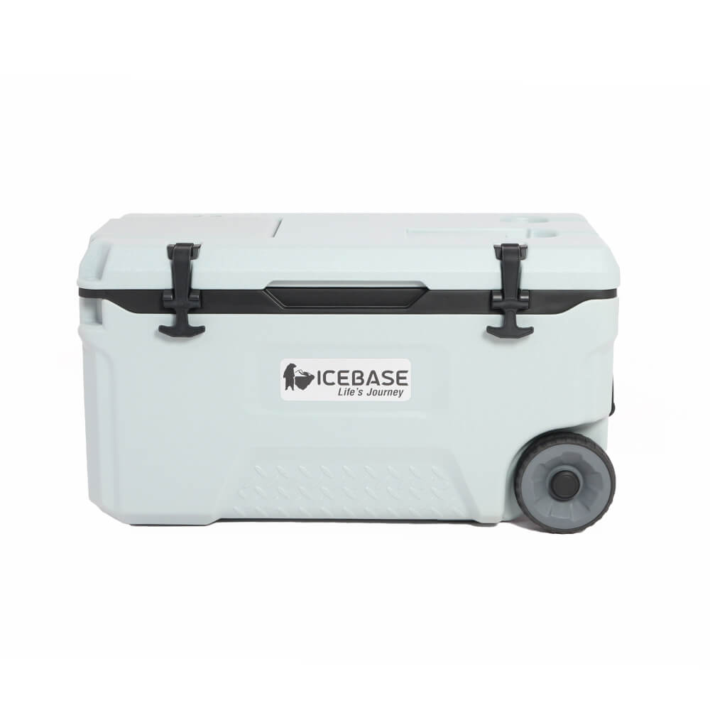 กระติกน้ำแข็งเก็บความเย็น ICEBASE รุ่น CLT-802 (TITAN) ขนาด 70 ลิตร สีเทา