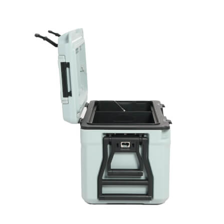 กระติกน้ำแข็งเก็บความเย็น ICEBASE รุ่น CLT-802 (TITAN) ขนาด 70 ลิตร สีเทา_3