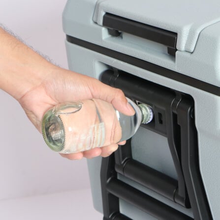 กระติกน้ำแข็งเก็บความเย็น ICEBASE รุ่น CLT-802 (TITAN) ขนาด 70 ลิตร สีเทา_7