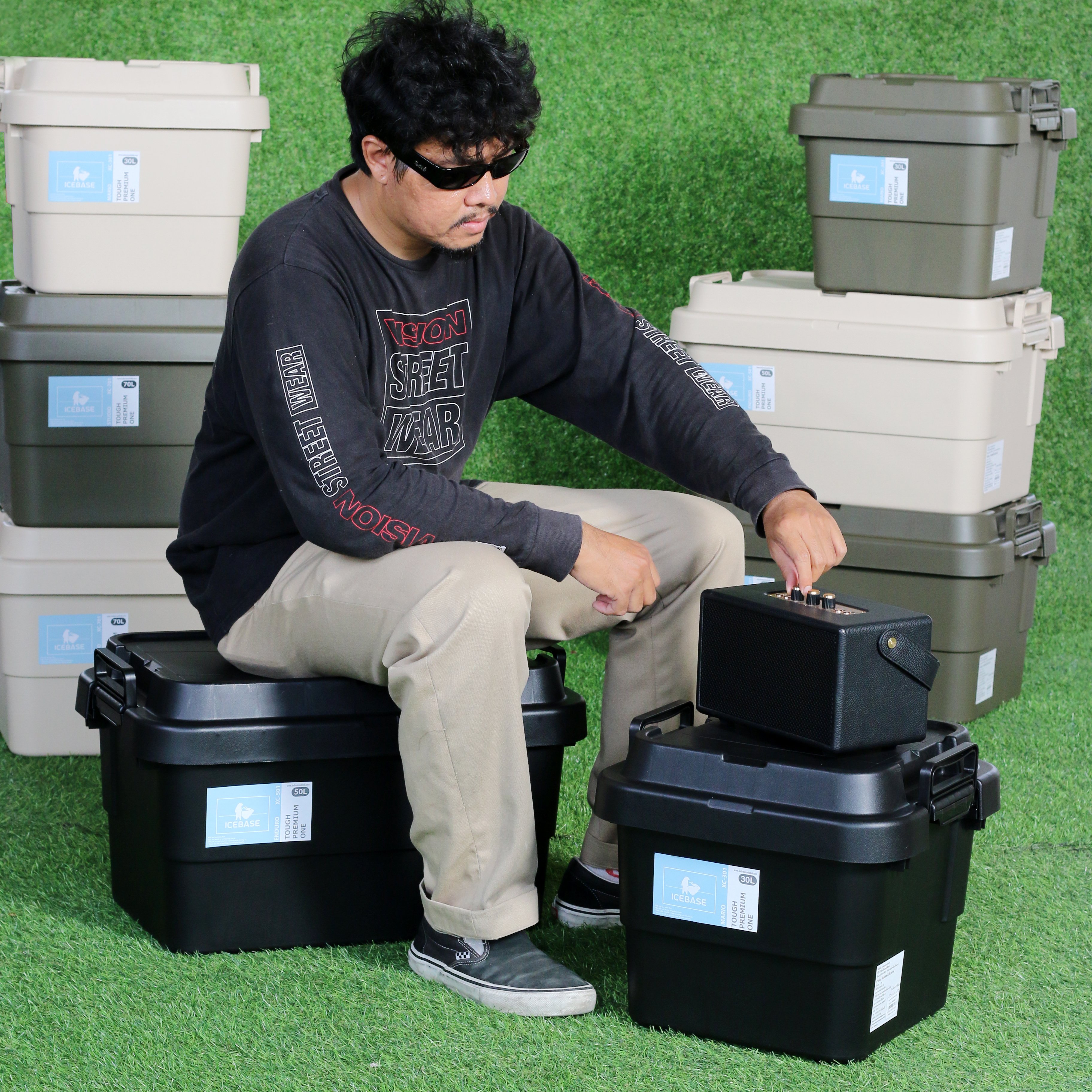 กล่องอเนกประสงค์ ICEBASE รุ่น XC-701BK ขนาด 70 ลิตร สีดำ_10