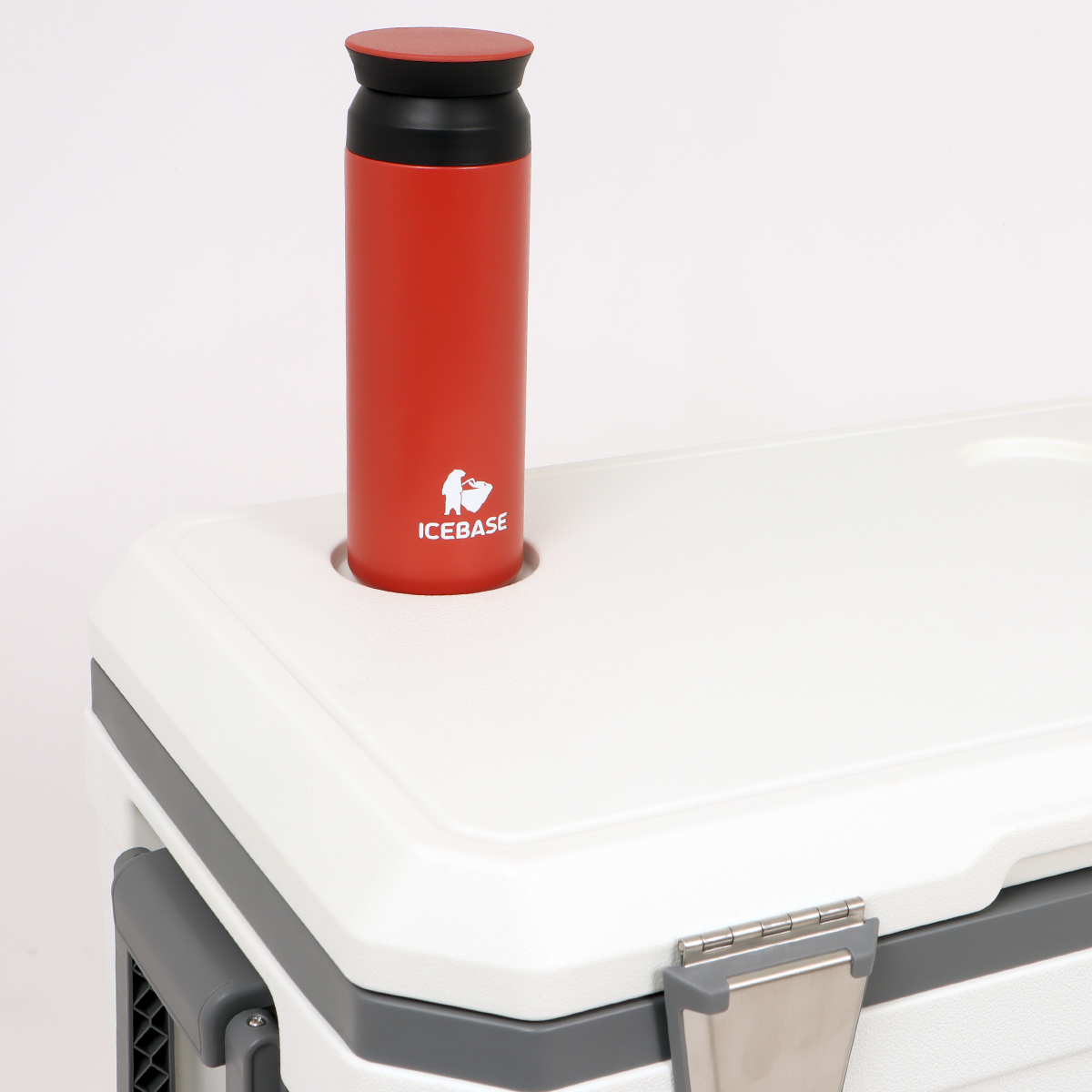 กระติกน้ำแข็งเก็บความเย็น ICEBASE รุ่น CLP-301WH (PEGASUS) ขนาด 45 ลิตร สีขาว_7