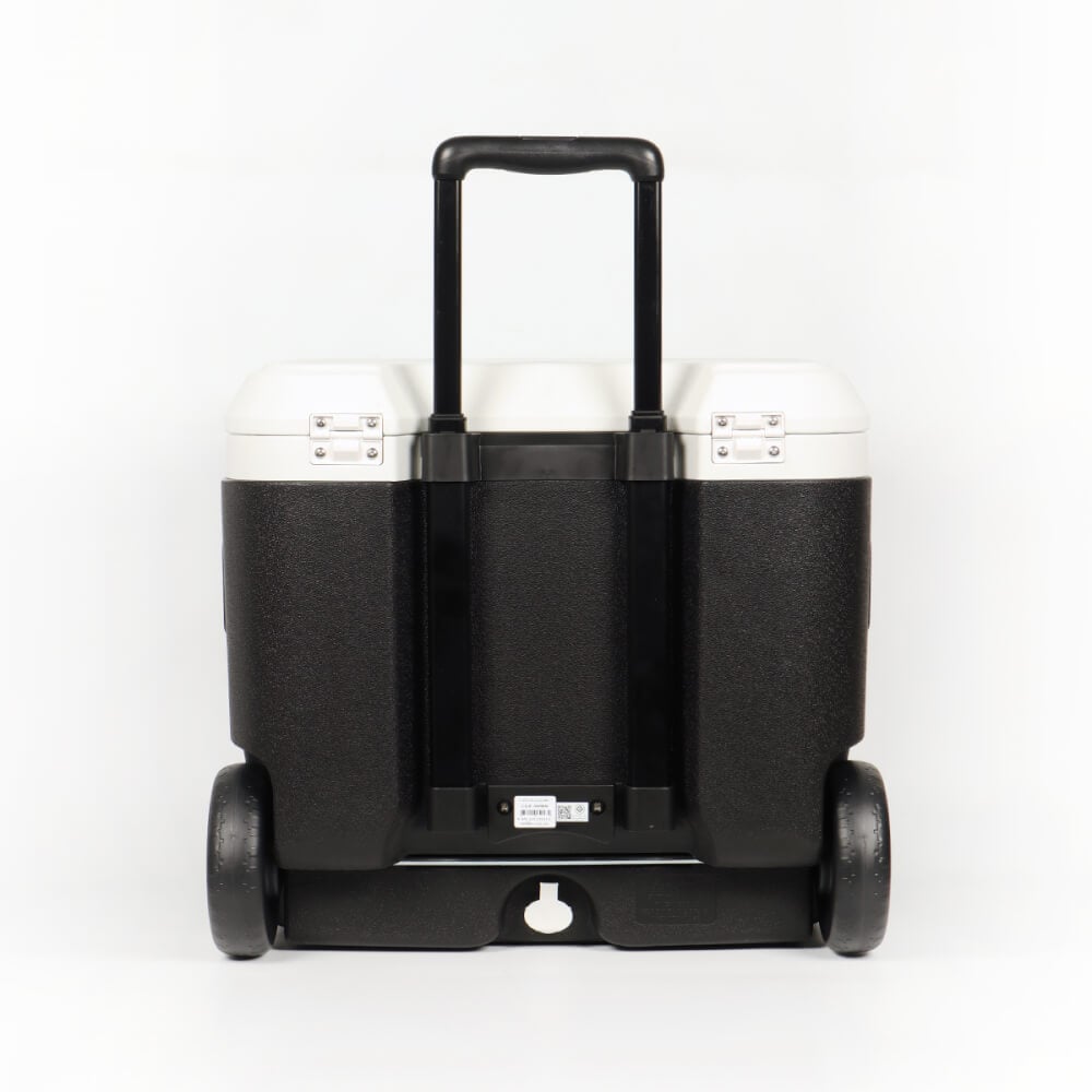 กระติกน้ำแข็งเก็บความเย็น ICEBASE รุ่น CLP-309BK (PLUTO) ขนาด 52 ลิตร สีดำ