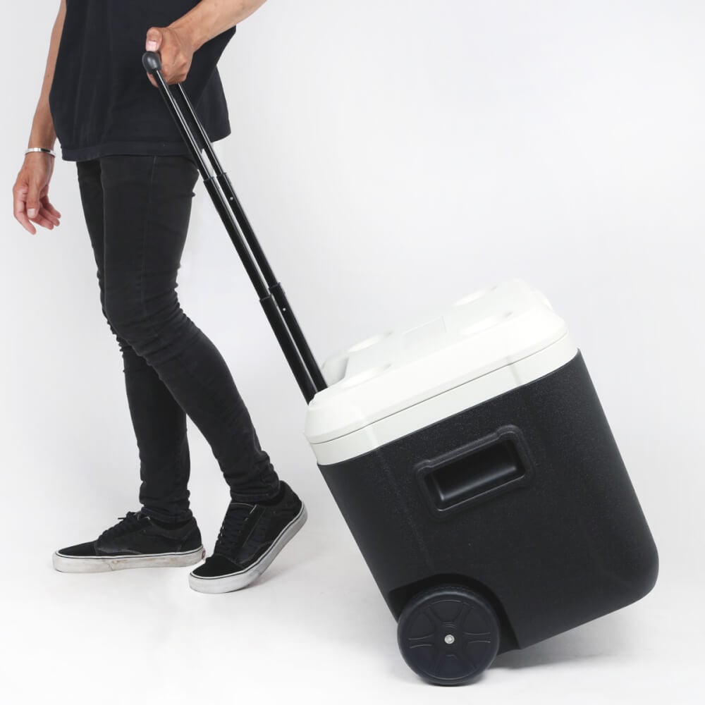กระติกน้ำแข็งเก็บความเย็น ICEBASE รุ่น CLP-309BK (PLUTO) ขนาด 52 ลิตร สีดำ_9