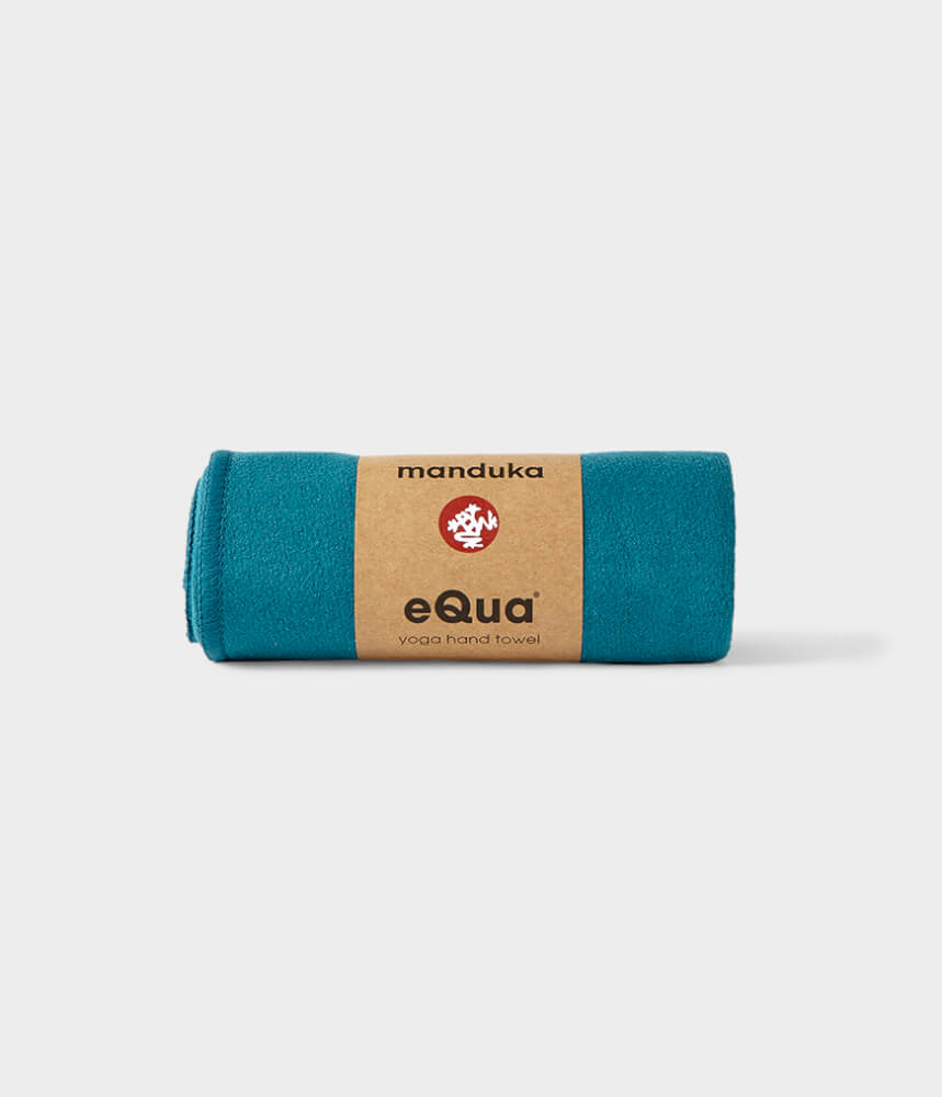 ผ้าปูทับเสื่อโยคะผืนเล็ก MANDUKA รุ่น EQUA&reg; HAND V.2.0 สีเขียวน้ำทะเล (16")