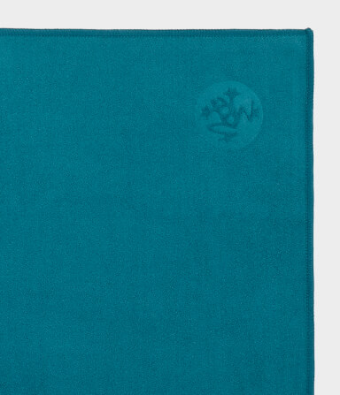 ผ้าปูทับเสื่อโยคะผืนเล็ก MANDUKA รุ่น EQUA® HAND V.2.0 สีเขียวน้ำทะเล (16