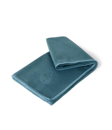 ผ้าปูทับเสื่อโยคะผืนเล็ก MANDUKA รุ่น EQUA® HAND V.2.0 สีเขียว (16