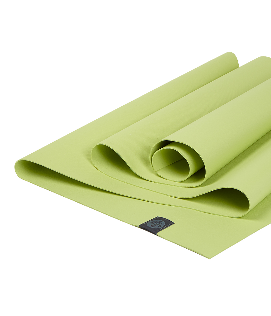 เสื่อโยคะ MANDUKA รุ่น EKO® SUPERLITE TRAVEL 1.5MM สีเขียวอ่อน (71
