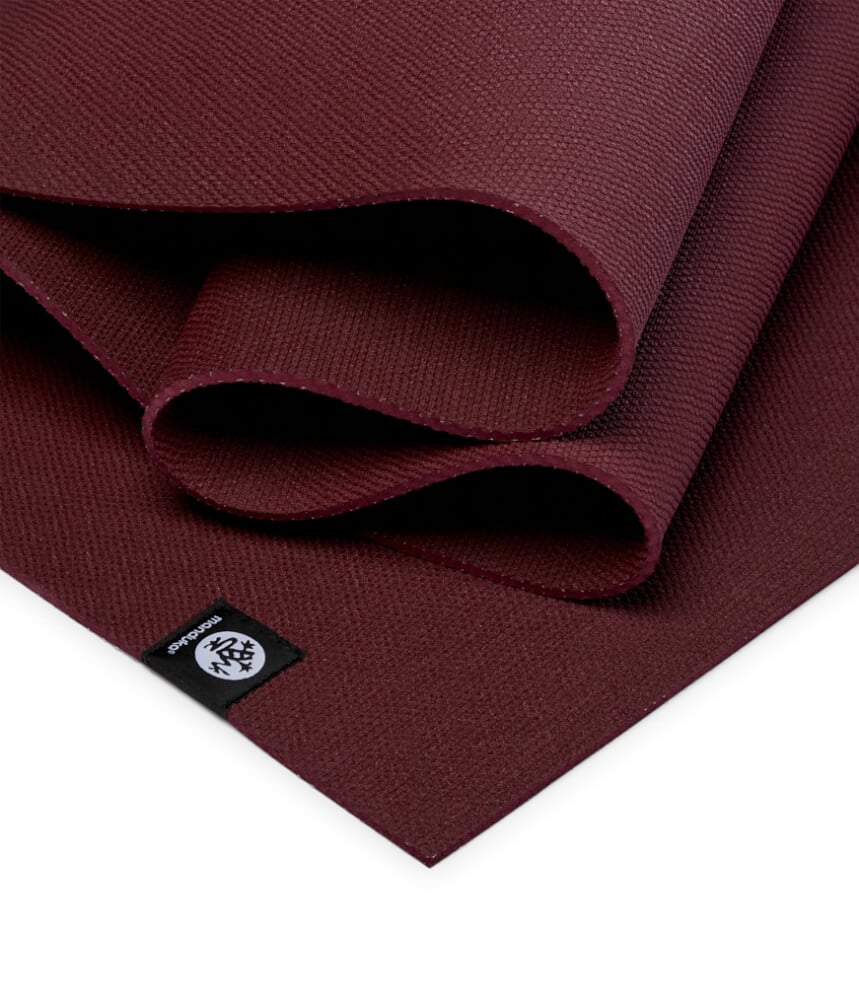 เสื่อโยคะ Manduka รุ่น X 5mm - สีแดง (71
