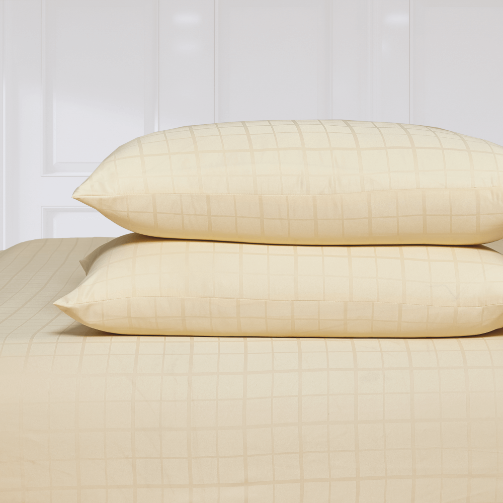 ชุดผ้าปูที่นอน 6 ฟุต 5 ชิ้น ibed ลายสี่เหลี่ยม Vanilla