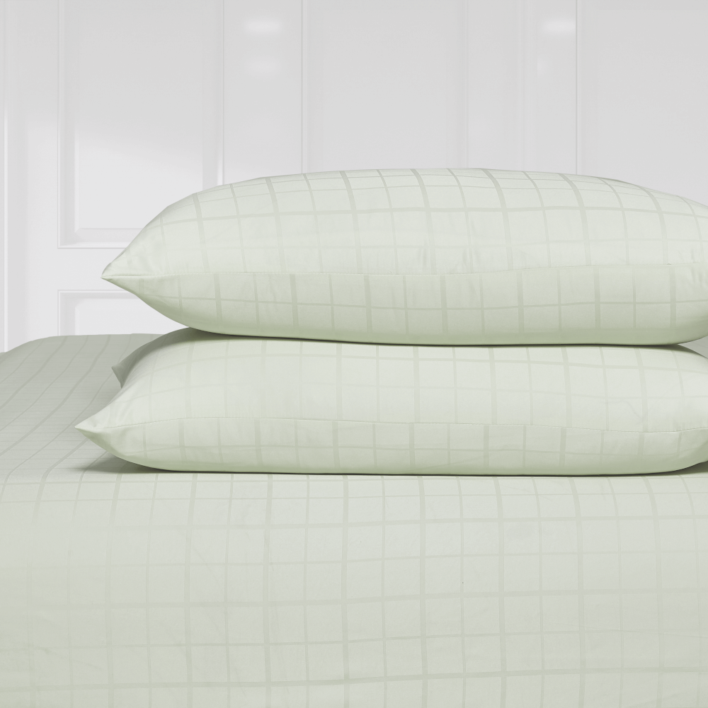 ชุดผ้าปูที่นอน 6 ฟุต 5 ชิ้น ibed ลายสี่เหลี่ยม Light Green
