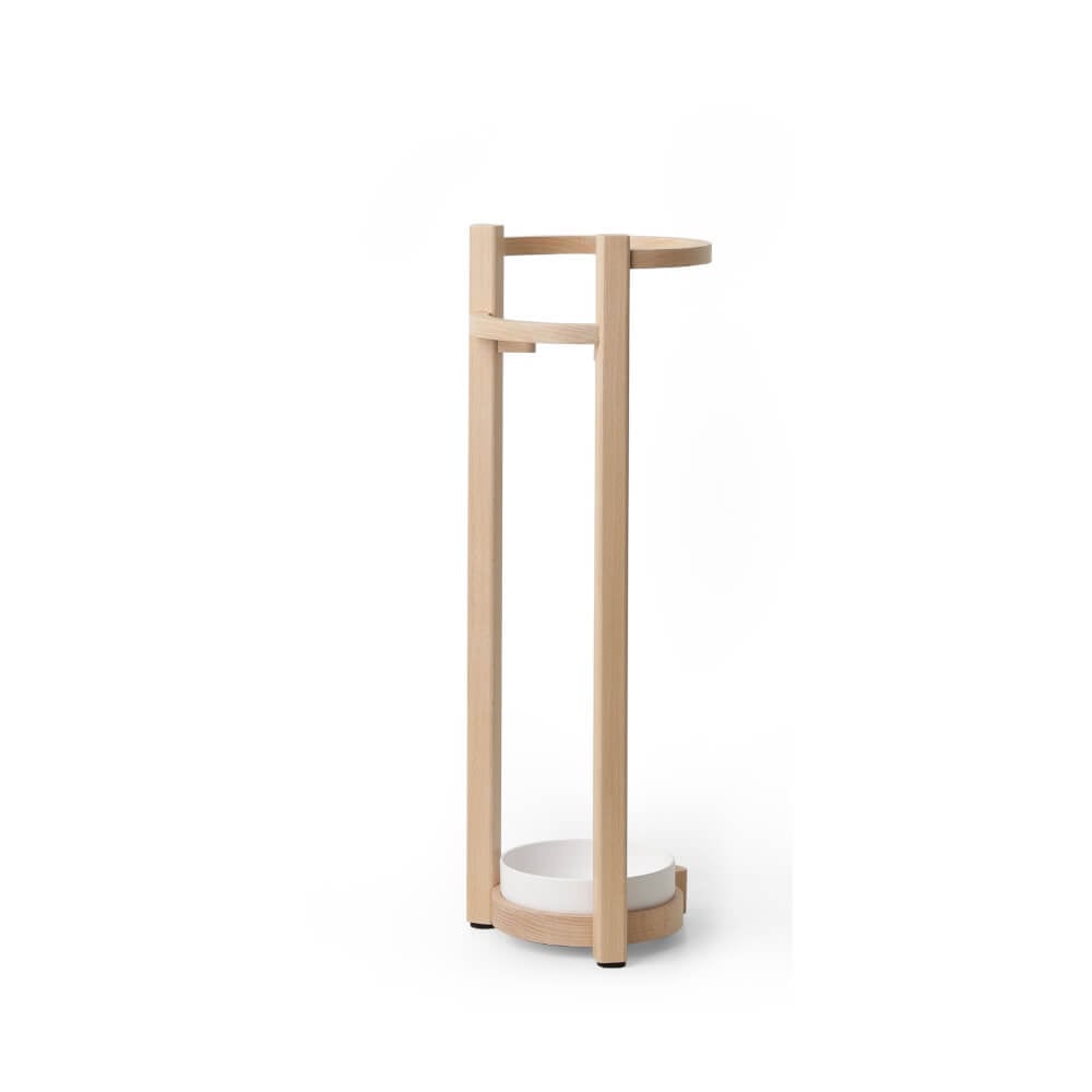 ที่จัดเก็บร่มวางร่มได้จำนวน 5 คันดีไซน์สวยไม้บีชจริง Pana Objects รุ่น Steve: Umbrella Stand สีไม้บีชธรรมชาติ ถาดรองน้ำสีขาว size 15x18x52 ซม