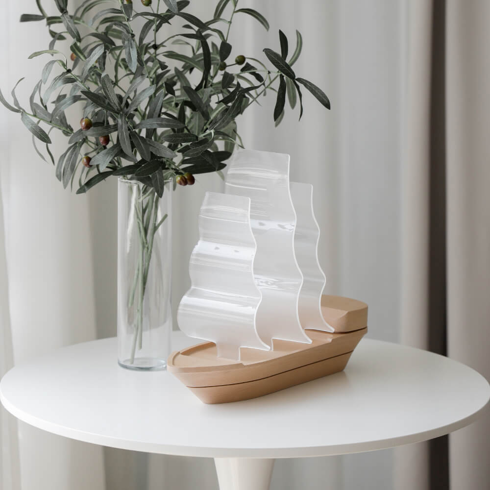 เรือสำเภาตกแต่งโต๊ะเสริมมงคลขึ้นชิ้นงาน 3 มิติไม้บีชจริง Pana Objects รุ่น Liao table decoration size 14 x 40 x 34 ซม