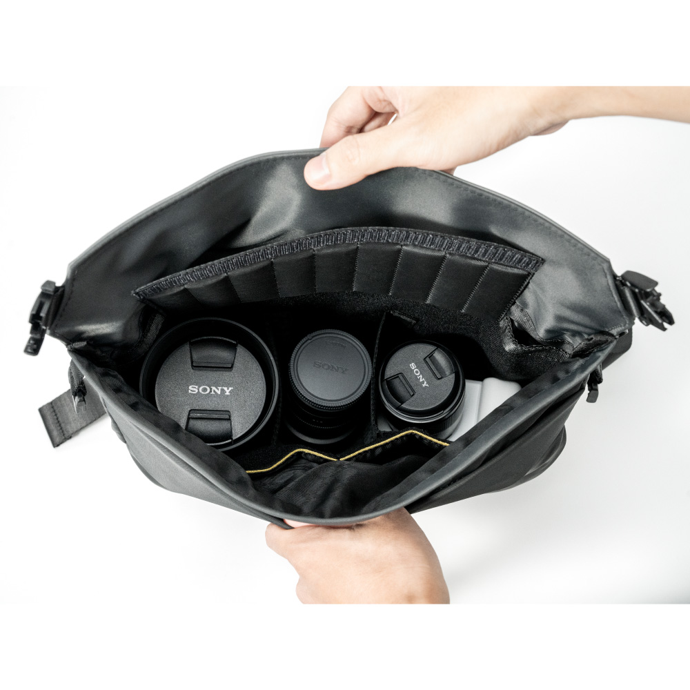 กระเป๋าสะพาย DIVOOM Pixoo Sling Bag V ดำ
