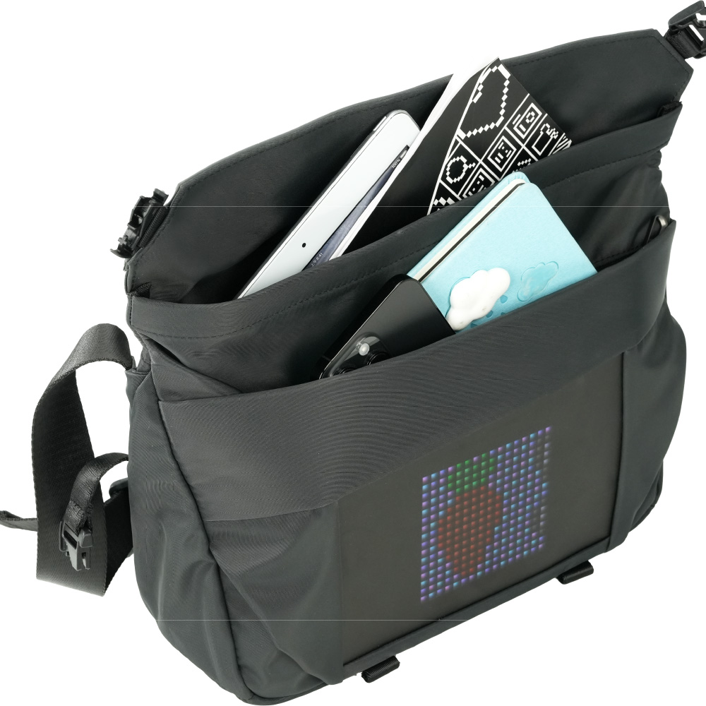 กระเป๋าสะพาย DIVOOM Pixoo Sling Bag V ดำ_1