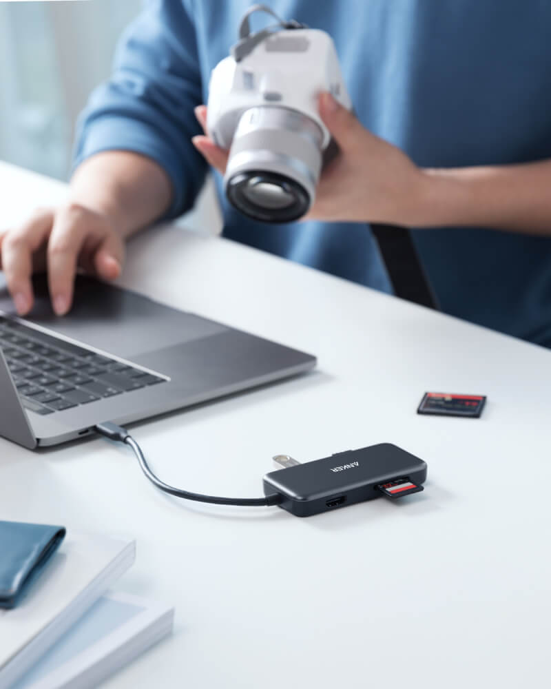 USB-C Media Hub Anker AK404 (5-in-1) 4K USB-C to HDMI - สีดำ