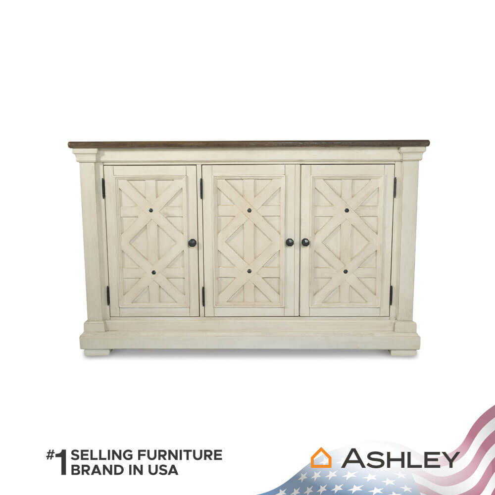 ตู้เตี้ยบานเปิด ASHLEY FURNITURE HOMESTORE รุ่น BOLANBURG/147 สีขาววินเทจ