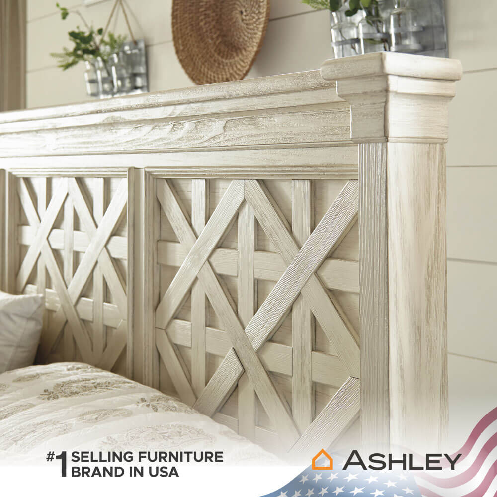 เตียงนอนขนาด 6 ฟุต ASHLEY FURNITURE HOMESTORE รุ่น BOLANBURG/180 สีขาววินเทจ