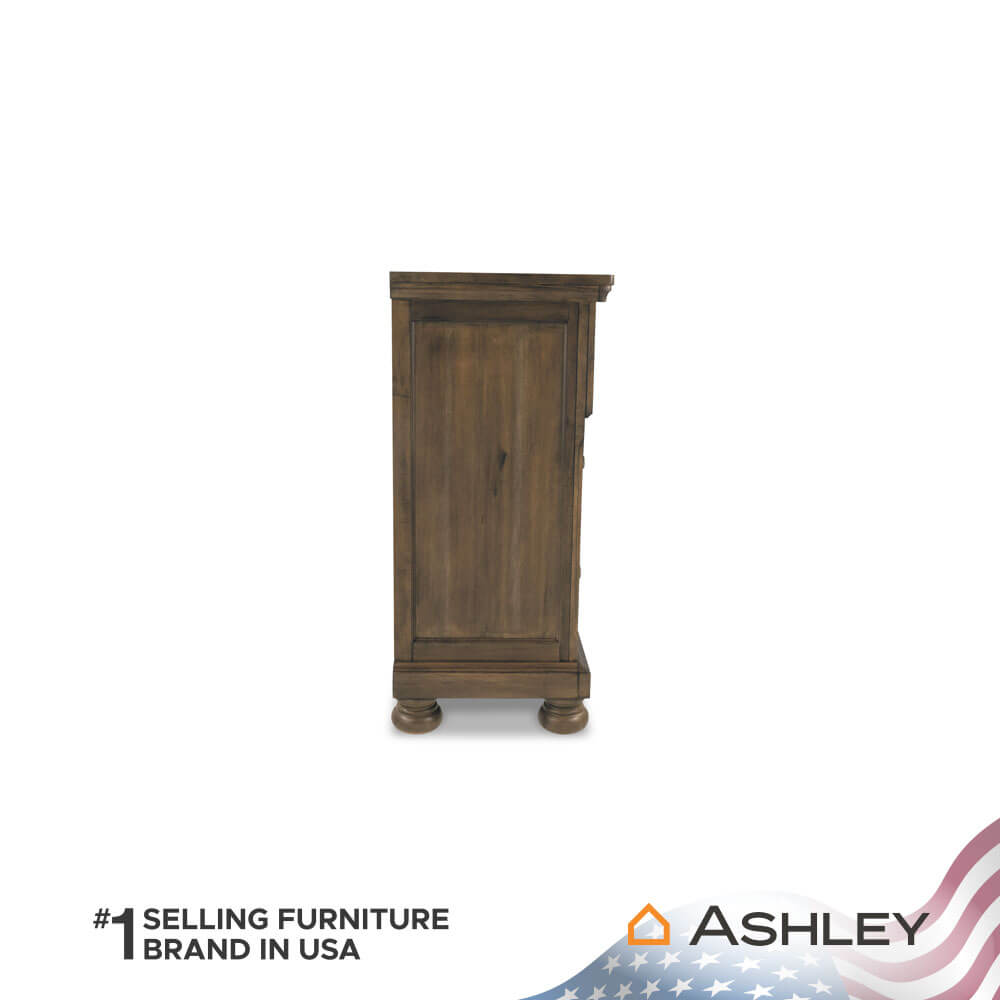 ตู้ลิ้นชัก 7 ลิ้นชัก ASHLEY FURNITURE HOMESTORE รุ่น FLYNNTER/166 สีน้ำตาล