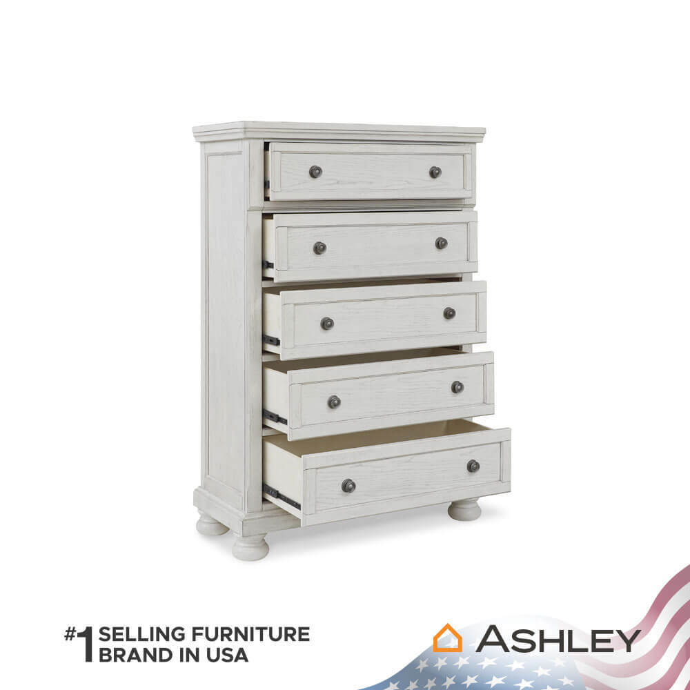 ตู้ลิ้นชัก 5 ลิ้นชัก ASHLEY FURNITURE HOMESTORE รุ่น ROBBINSDALE/100 สีขาววินเทจ