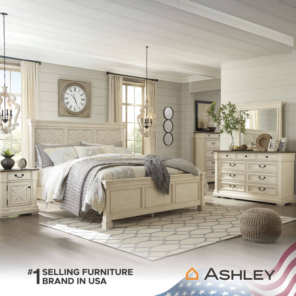 เตียงนอนขนาด 6 ฟุต ASHLEY FURNITURE HOMESTORE รุ่น BOLANBURG/180 สีขาววินเทจ