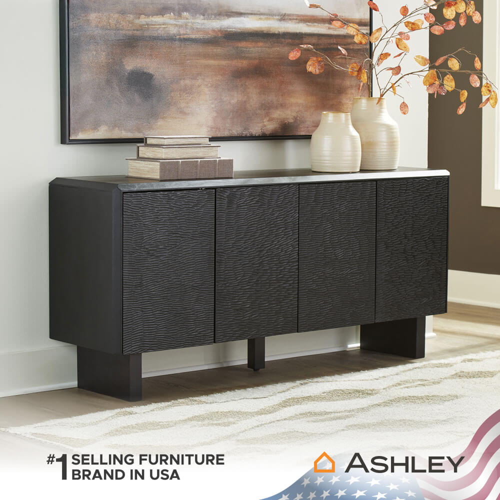 ตู้เตี้ยบานเปิด ASHLEY FURNITURE HOMESTORE รุ่น FARRELMORE/165 สีดำ