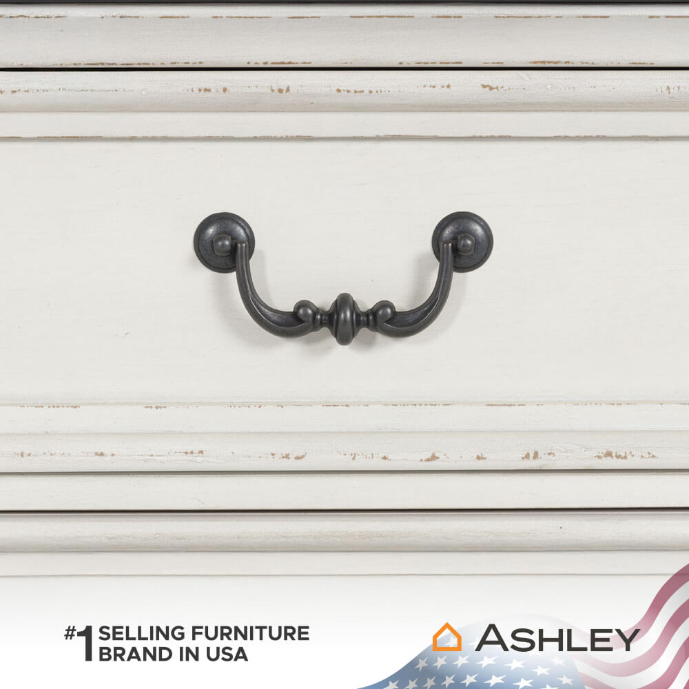 ตู้วางทีวี ASHLEY FURNITURE HOMESTORE รุ่น REALYN/200 สีขาววินเทจ