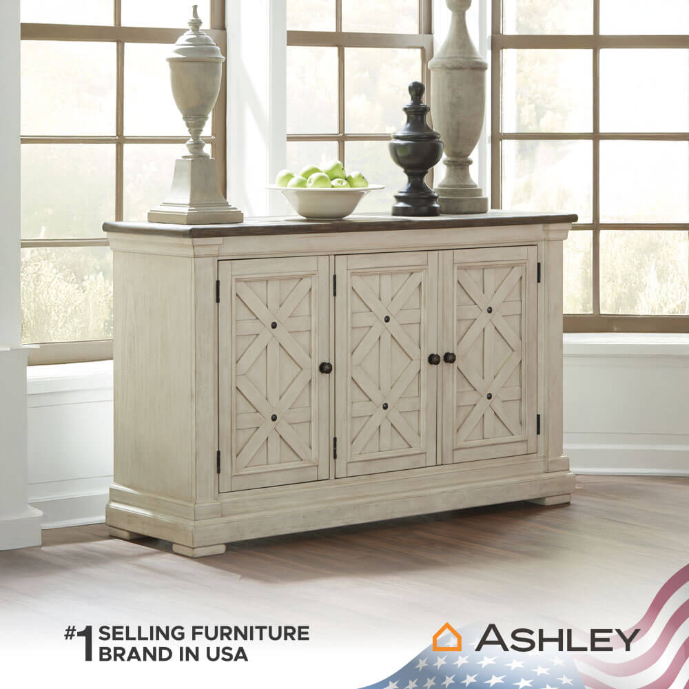 ตู้เตี้ยบานเปิด ASHLEY FURNITURE HOMESTORE รุ่น BOLANBURG/147 สีขาววินเทจ
