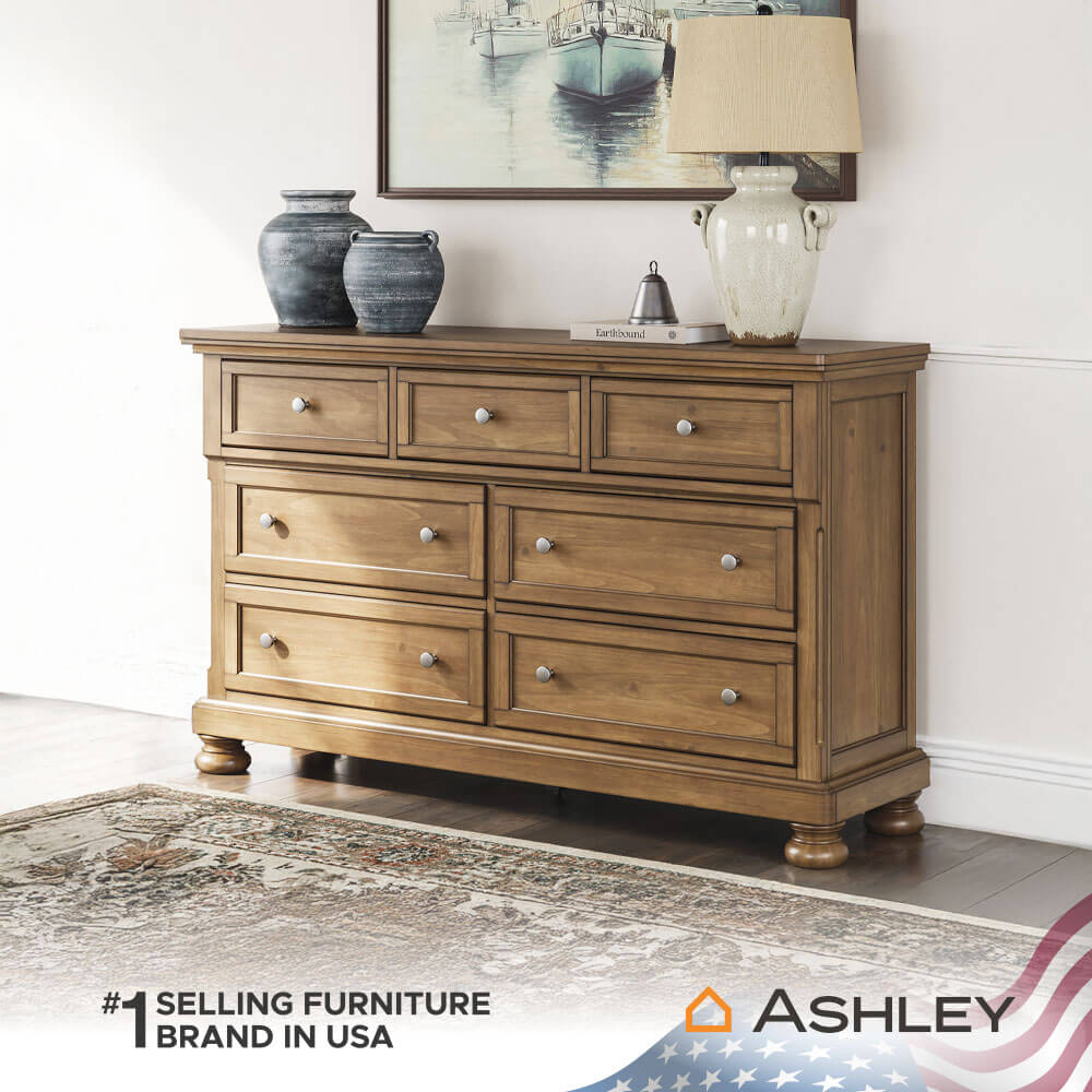 ตู้ลิ้นชัก 7 ลิ้นชัก ASHLEY FURNITURE HOMESTORE รุ่น VANDENMORE/166 สีน้ำตาล
