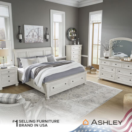 เตียงนอนขนาด 6 ฟุต ASHLEY FURNITURE HOMESTORE รุ่น ROBBINSDALE/180 สีขาววินเทจ_5