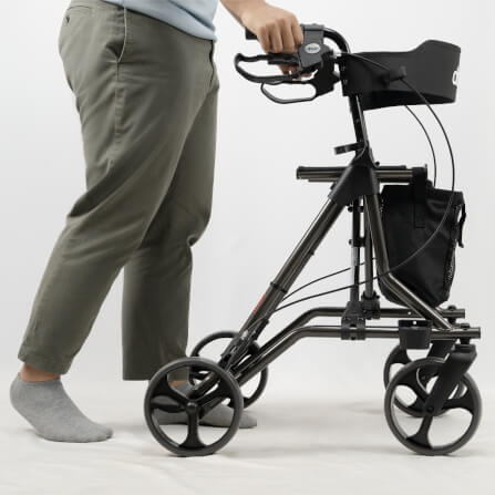 อุปกรณ์ช่วยพยุงเดิน DEVILBISS รุ่น TORRO ACERO ROLLATOR_10