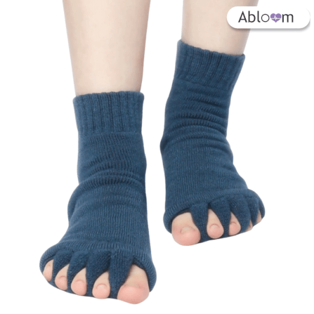 ถุงเท้าใส่นอน แบบแยกนิ้ว ABLOOM 0040013011013_สีกรม_1
