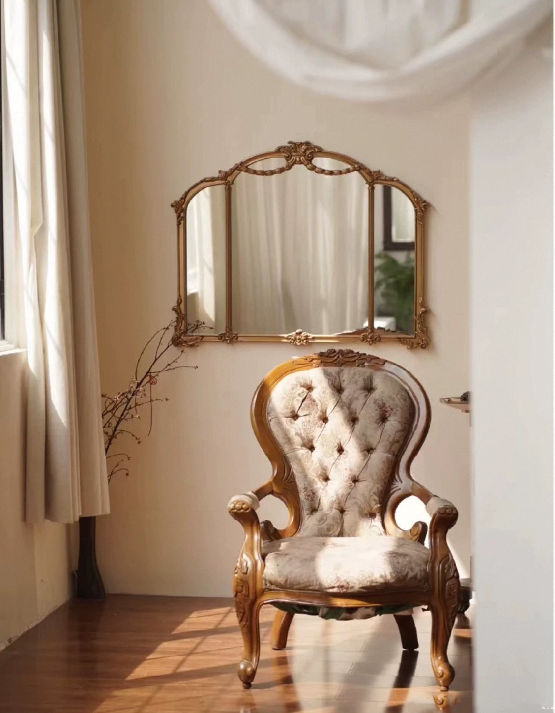 กระจกแขวนผนัง MY DOLLS HOUSE VERSAILLES 60 ซม. สีทอง_4