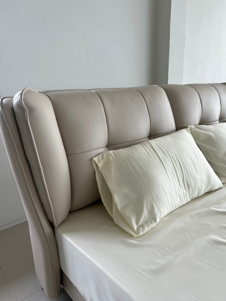 เตียง 6 ฟุต MJHOMEDESIGNS รุ่น DC1106 ขนาด 225X210X106 ซม. สีเบจ