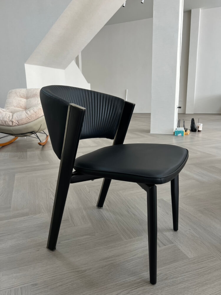 เก้าอี้ MJHOMEDESIGNS CH733 สีดำ  L41XW55XH78 CM