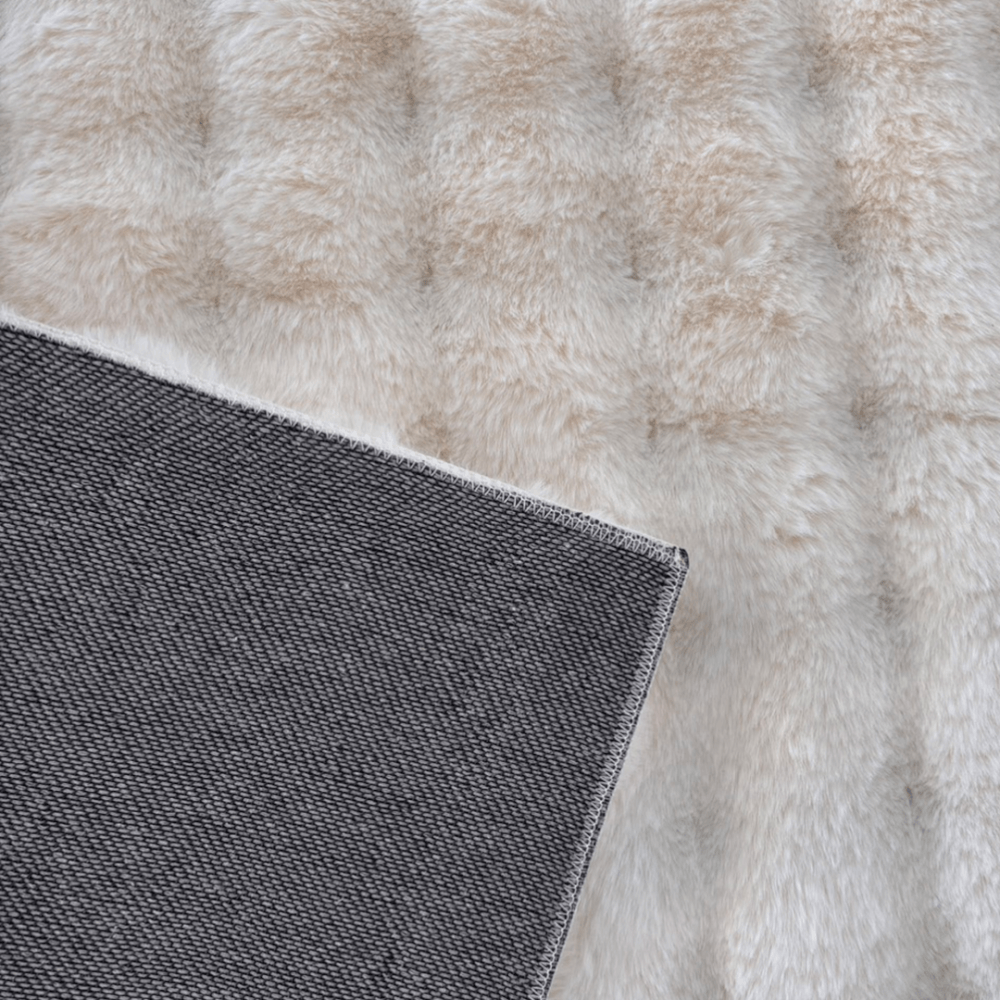 พรม MJHOMEDESIGNS PREMIUM SERIES ขนาด 160 X 230 ซม. ครีม