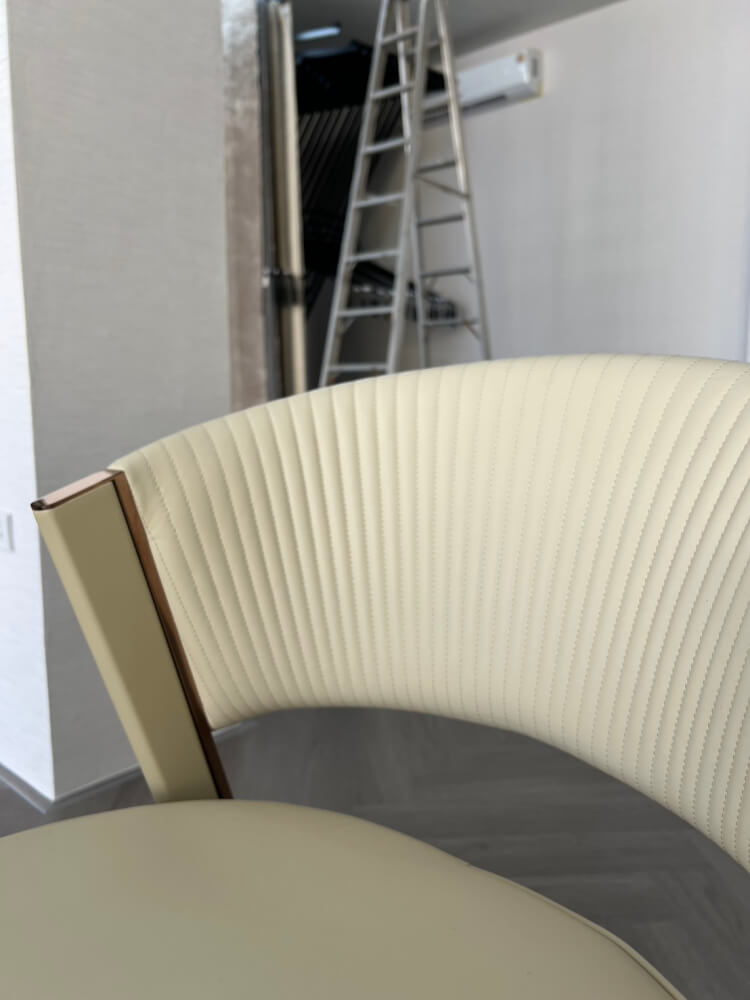 เก้าอี้ MJHOMEDESIGNS CH733 สีขาว  L41XW55XH78 CM