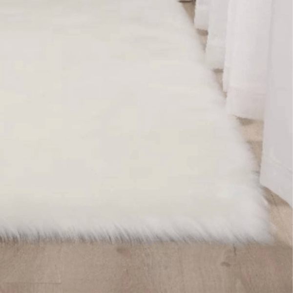 พรม MJHOMEDESIGNS BEDSIDE CARPET 63 ขนาด 80 X 150 ซม. ขาว