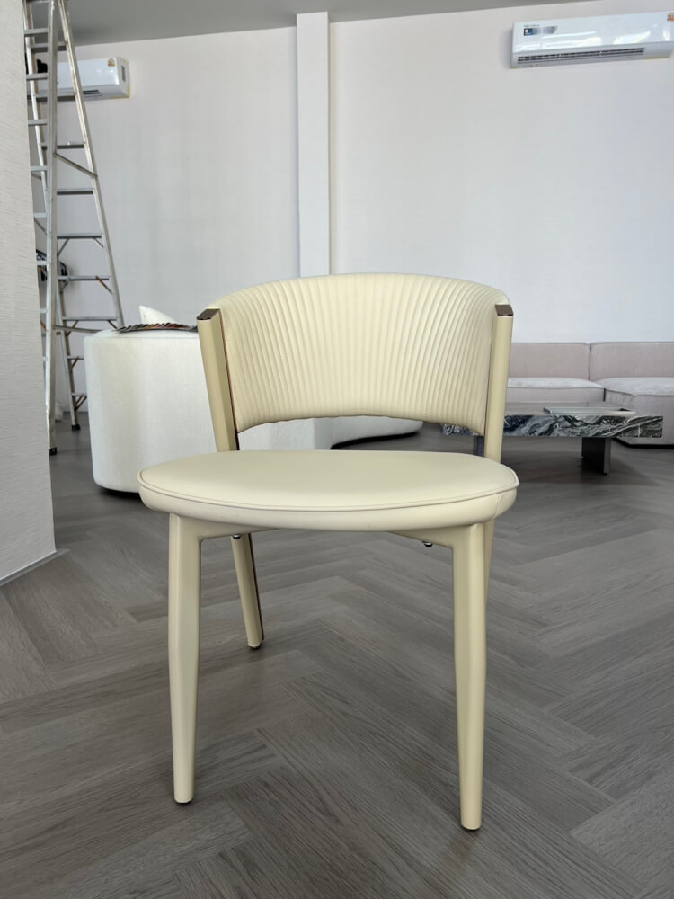 เก้าอี้ MJHOMEDESIGNS CH733 สีขาว  L41XW55XH78 CM