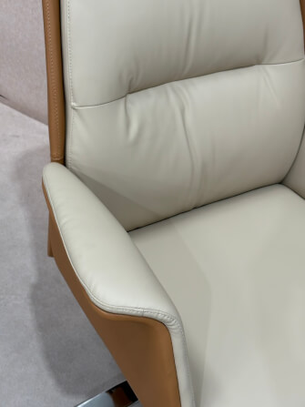 เก้าอี้ผู้บริหาร MJHOMEDESIGNS CH713 สีน้ำตาล/ครีม  L42XW75XH98 CM_4
