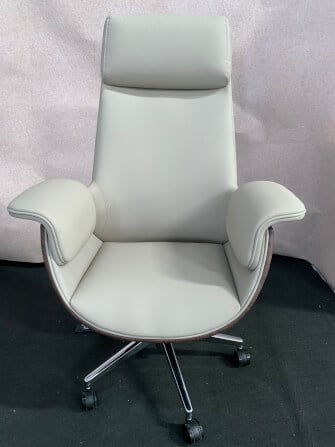 เก้าอี้ผู้บริหาร MJHOMEDESIGNS CH680 สีเทา  L50XW52XH115 CM_4