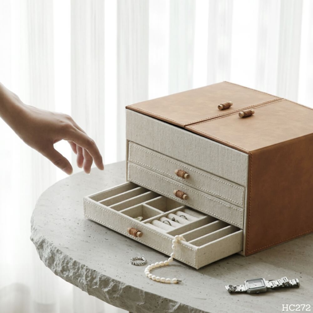 กล่องใส่เครื่องประดับ MJhomedesigns HC272 สีน้ำตาล L25.7xW21xH16 cm