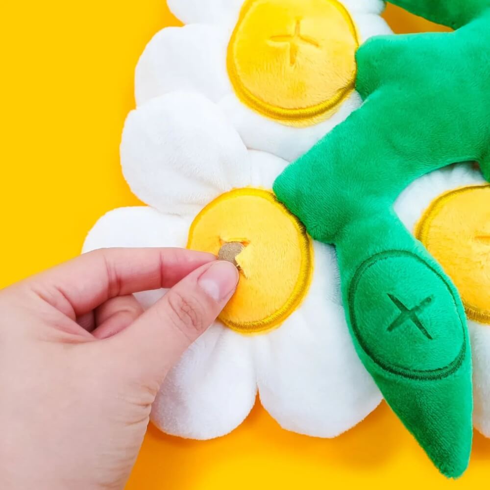 ของเล่นผ้านุ่ม PETHROOM NOSE WORK TOY - SMILE WE LOVE สำหรับสุนัขและแมว