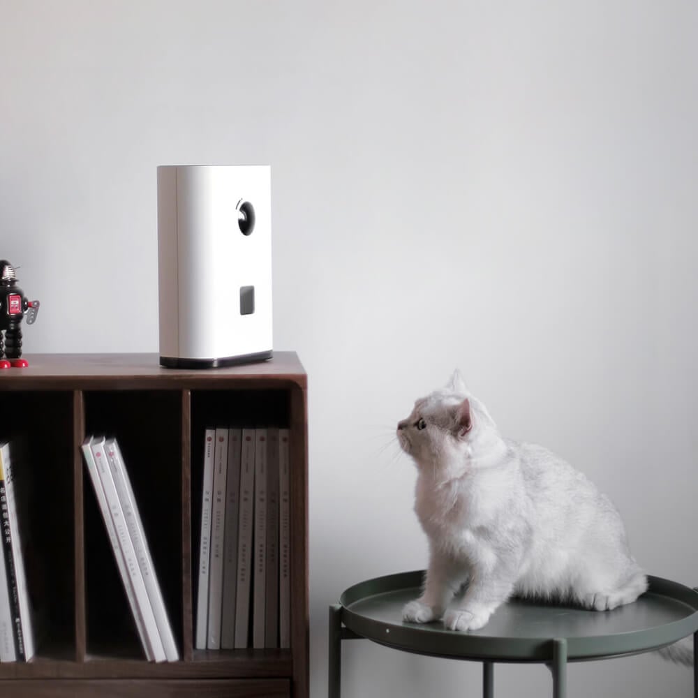 เครื่องโยนขนมสัตว์เลี้ยง  XIAOMI PAWBBY Smart Pet Snack Machine 