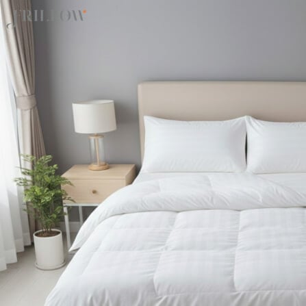 ชุดผ้าปูที่นอน.5 ฟุต FRILLOW HOTEL COLLECTION ผ้า COTTON SILK 250TC สีขาวลายริ้ว พร้อมผ้าห่ม_4