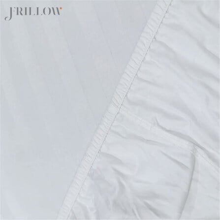 ชุดผ้าปูที่นอน.5 ฟุต FRILLOW HOTEL COLLECTION ผ้า COTTON SILK 250TC สีขาวลายริ้ว พร้อมผ้าห่ม_6