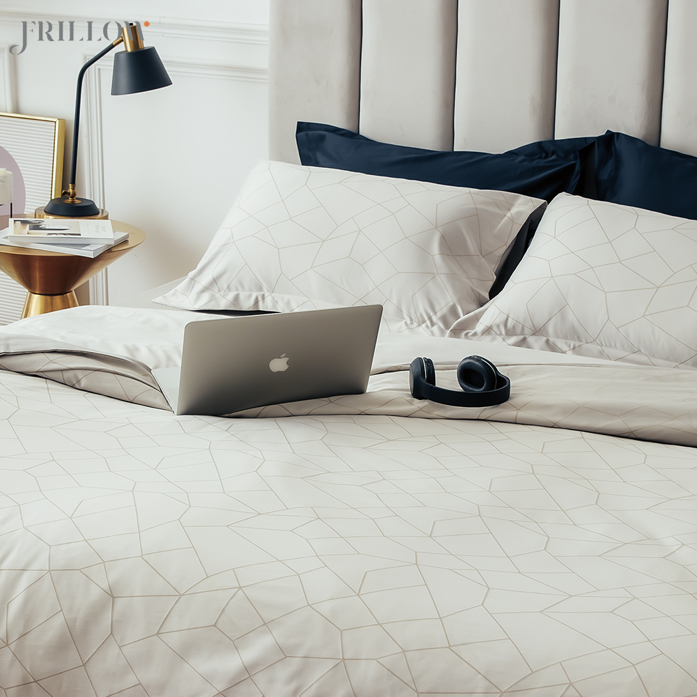 ชุดผ้าปูที่นอน 5 ฟุต 3 ชิ้น FRILLOW 800TC สี FLAWLESS SAND คอลเลคชั่น PRESTIGE_1