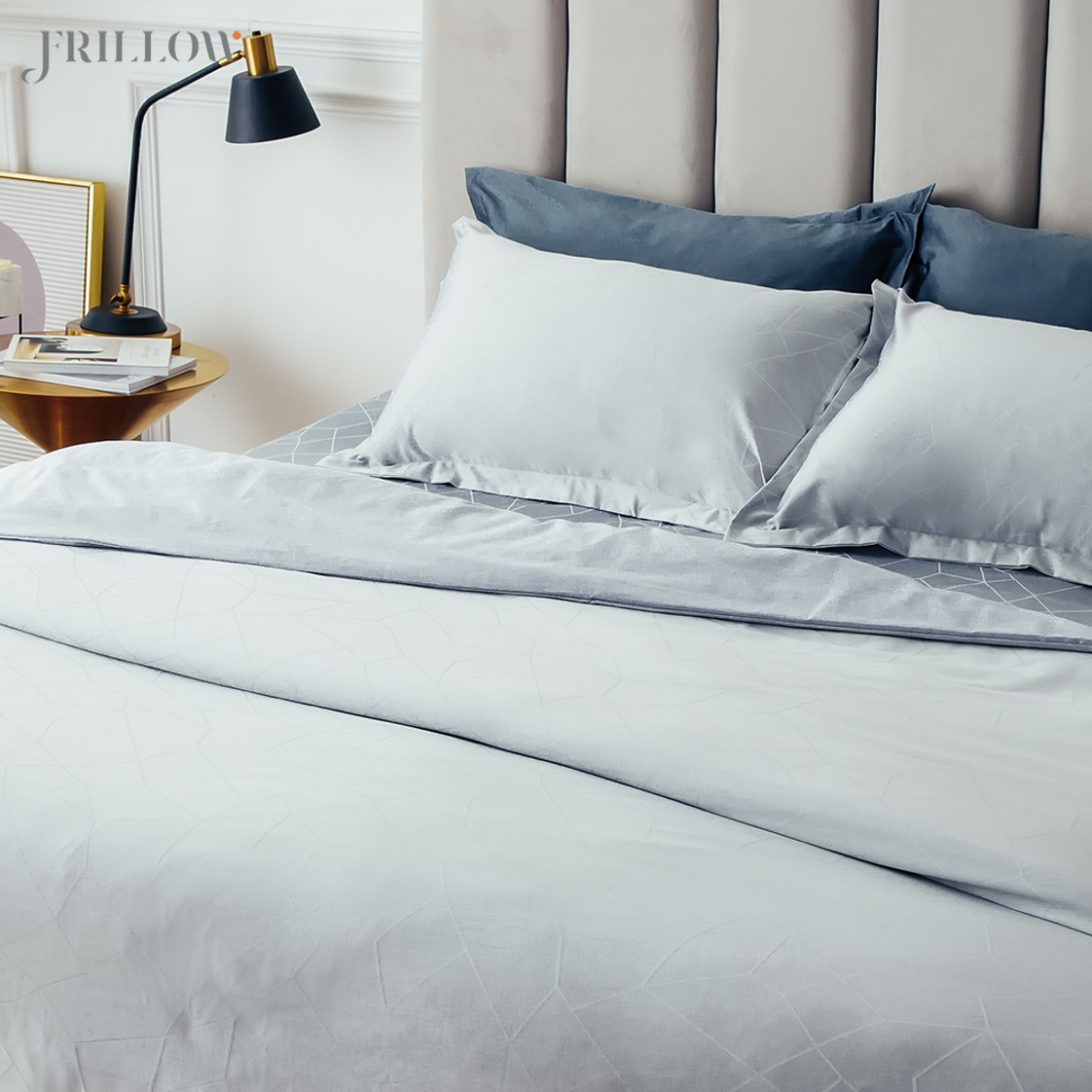 ชุดผ้าปูที่นอน 5 ฟุต 3 ชิ้น FRILLOW 800TC สี FLAWLESS SKY คอลเลคชั่น PRESTIGE_2